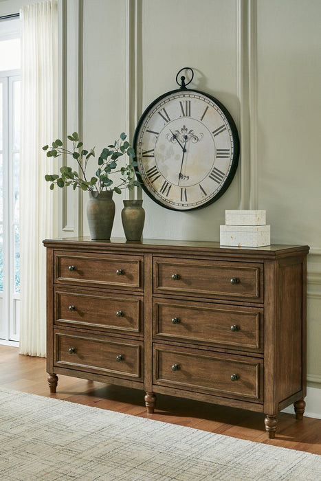 Sturlayne Dresser